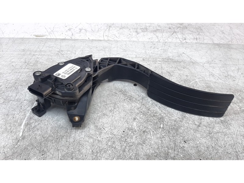 Recambio de potenciometro pedal para renault captur limited referencia OEM IAM 180029347R  