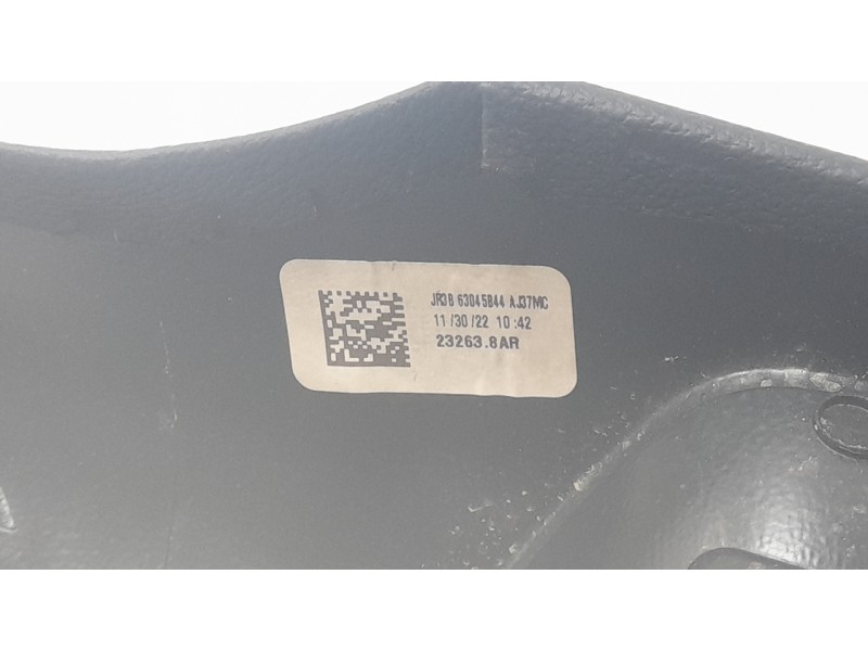 Recambio de consola central para ford mustang mach 1 referencia OEM IAM JR3B63045B44  