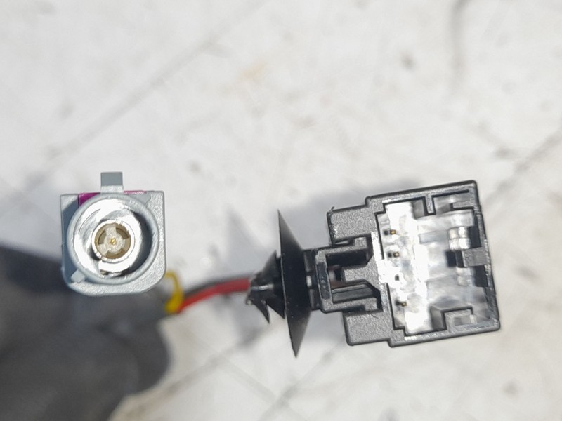 Recambio de maneta exterior porton para volkswagen touran (5t1) 2.0 tdi referencia OEM IAM 5TA827566B  