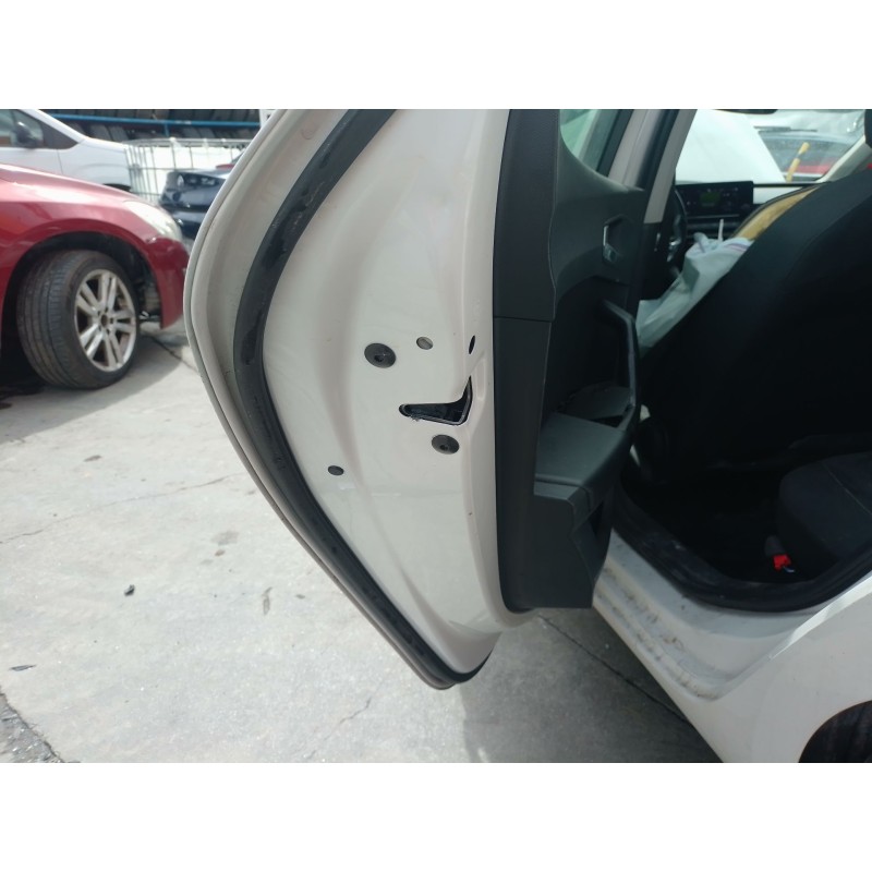 Recambio de cerradura puerta trasera izquierda para seat leon sportstourer (kl8, kld) 2.0 tdi referencia OEM IAM   