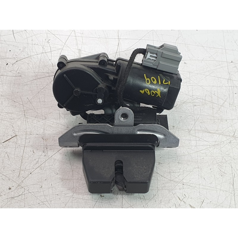 Recambio de cerradura maletero / porton para ford kuga iii (dfk) 2.5 fhev referencia OEM IAM 2199411  