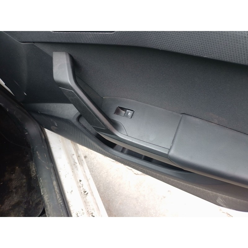 Recambio de mando elevalunas delantero derecho para seat leon sportstourer (kl8, kld) 2.0 tdi referencia OEM IAM   