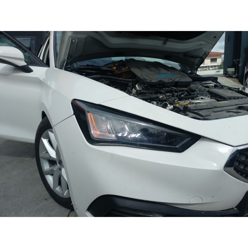 Recambio de faro derecho para seat leon sportstourer (kl8, kld) 2.0 tdi referencia OEM IAM   