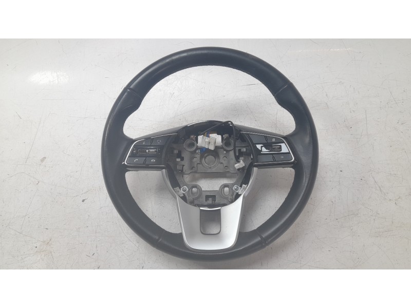 Recambio de volante para kia sportage drive 4x2 referencia OEM IAM 56100D9040SA1  