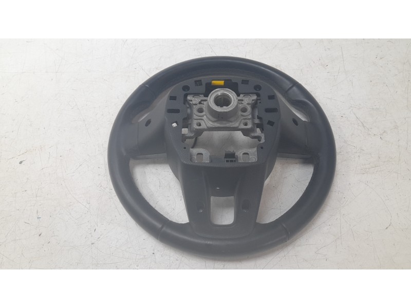 Recambio de volante para kia sportage drive 4x2 referencia OEM IAM 56100D9040SA1  