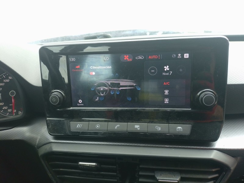 Recambio de pantalla multifuncion para seat leon sportstourer (kl8, kld) 2.0 tdi referencia OEM IAM   