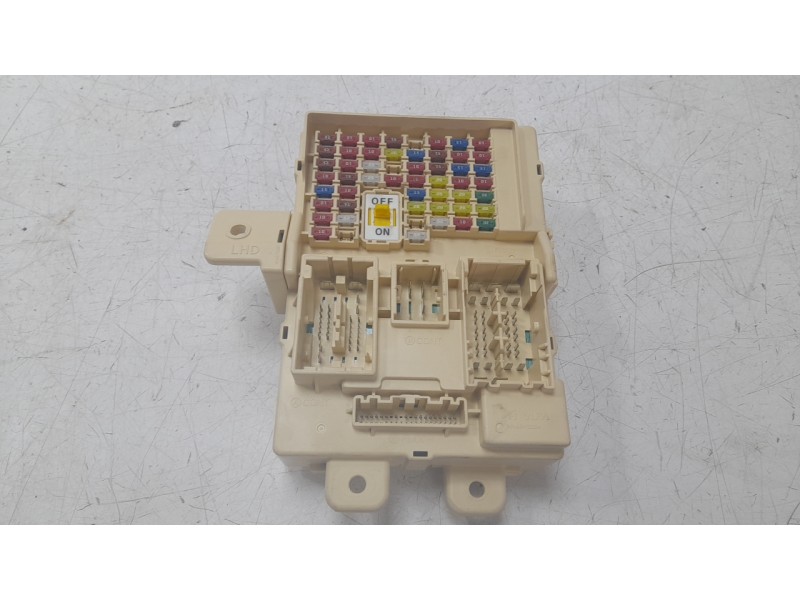 Recambio de caja reles / fusibles para kia sportage drive 4x2 referencia OEM IAM 91955D9610  
