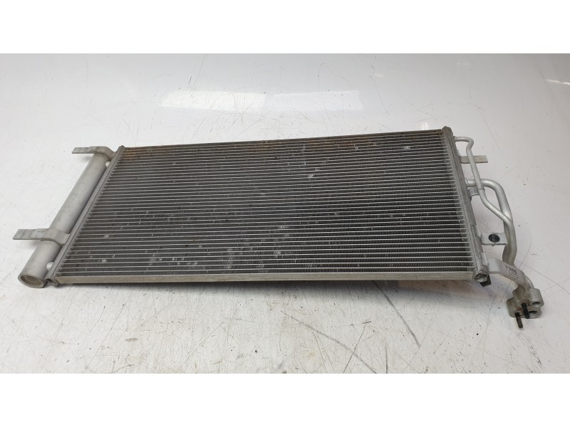 Recambio de condensador / radiador aire acondicionado para kia xceed (cd) 1.0 t-gdi referencia OEM IAM HC200NXJBC  