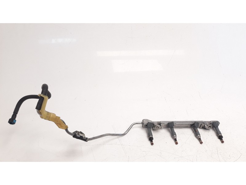 Recambio de inyector para toyota c-hr referencia OEM IAM 232500T0110 2381437100 