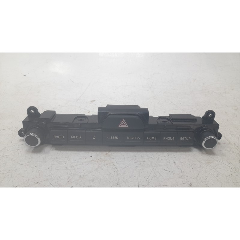 Recambio de mando multifuncion para kia sportage drive 4x2 referencia OEM IAM 996568020  