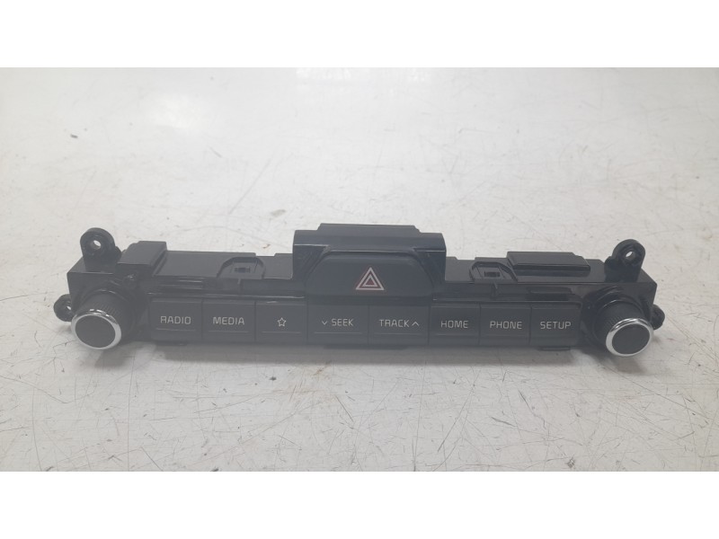 Recambio de mando multifuncion para kia sportage drive 4x2 referencia OEM IAM 996568020  