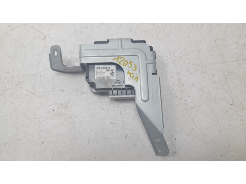 Recambio de modulo electronico para kia sportage drive 4x2 referencia OEM IAM 95300D9AA0  