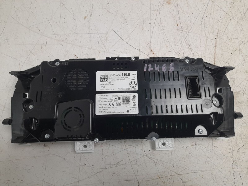 Recambio de cuadro instrumentos para volkswagen taigo (cs1) 1.0 tsi referencia OEM IAM 2GP920310B  
