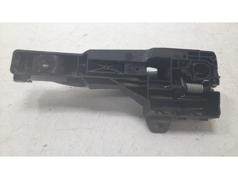 Recambio de maneta exterior delantera derecha para renault clio v (b7_) tce 90 (b7mt) referencia OEM IAM 806068654R  