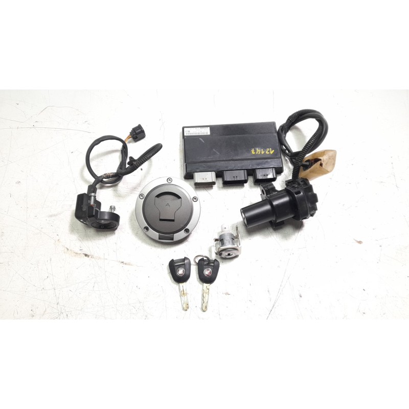 Recambio de conmutador de arranque para honda crf crf 1100 l africa twin dct referencia OEM IAM 35010MKSE02  