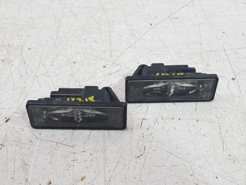 Recambio de piloto matricula para citroën c4 iii (ba_, bb_, bc_) 1.2 puretech 130 (bahnsa, bahnsb) referencia OEM IAM 9815225980