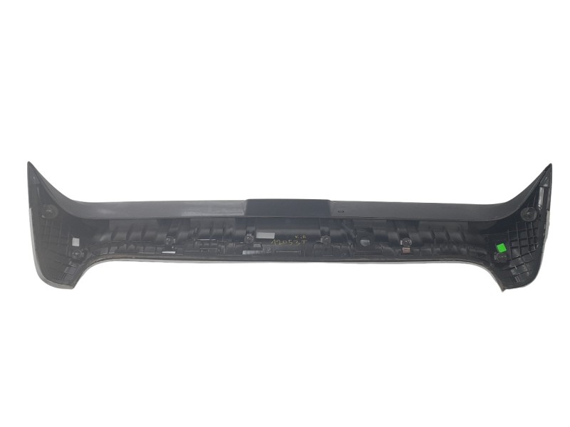 Recambio de aleron trasero para kia sportage drive 4x2 referencia OEM IAM 87268F1000  