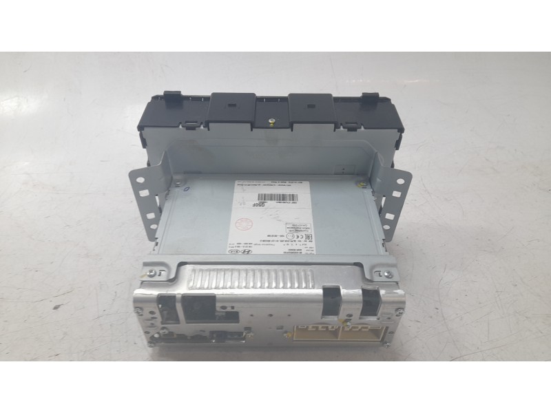 Recambio de sistema navegacion gps para kia sportage drive 4x2 referencia OEM IAM 96170D9340WK  