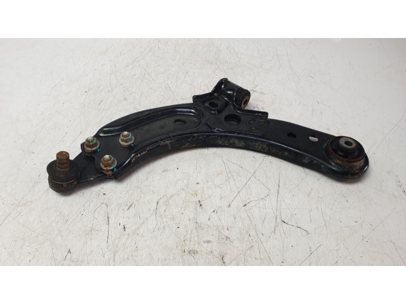 Recambio de brazo suspension inferior delantero izquierdo para mg zs suv (azs1) 1.5 vti referencia OEM IAM 288892A  