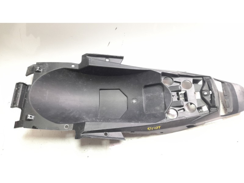 Recambio de guardabarros trasero para honda crf crf 1100 l africa twin dct referencia OEM IAM 17218MKSE00  