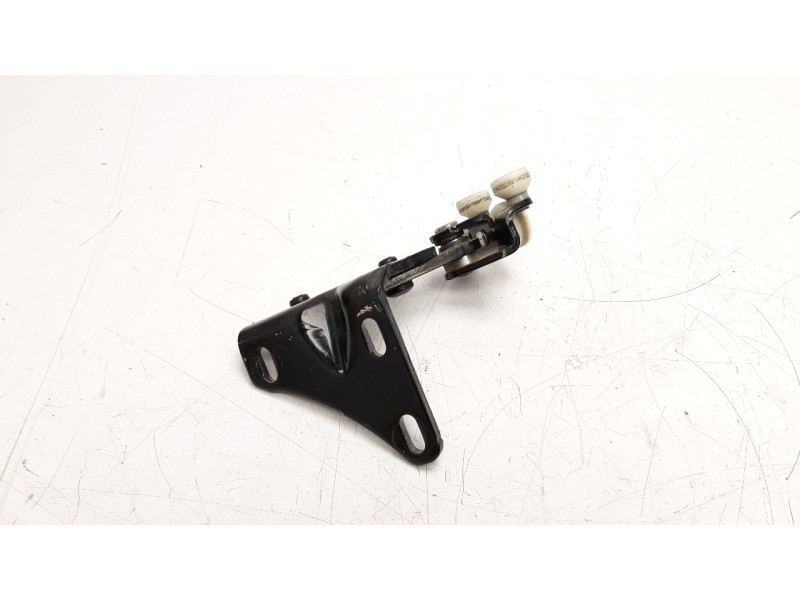 Recambio de retenedor puerta para volkswagen crafter pritsche (sz) 2.0 tdi referencia OEM IAM 7C0843436  