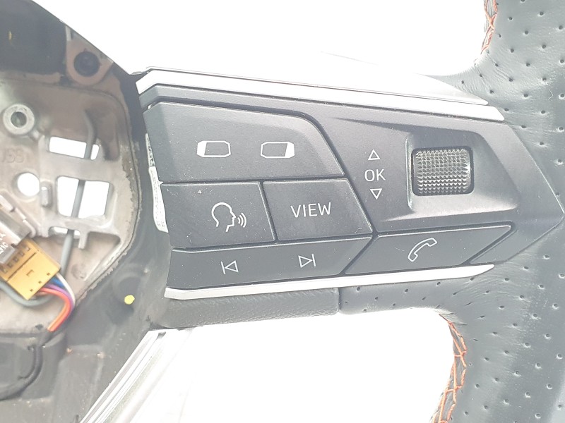 Recambio de volante para seat arona fr referencia OEM IAM 6F0419091F  