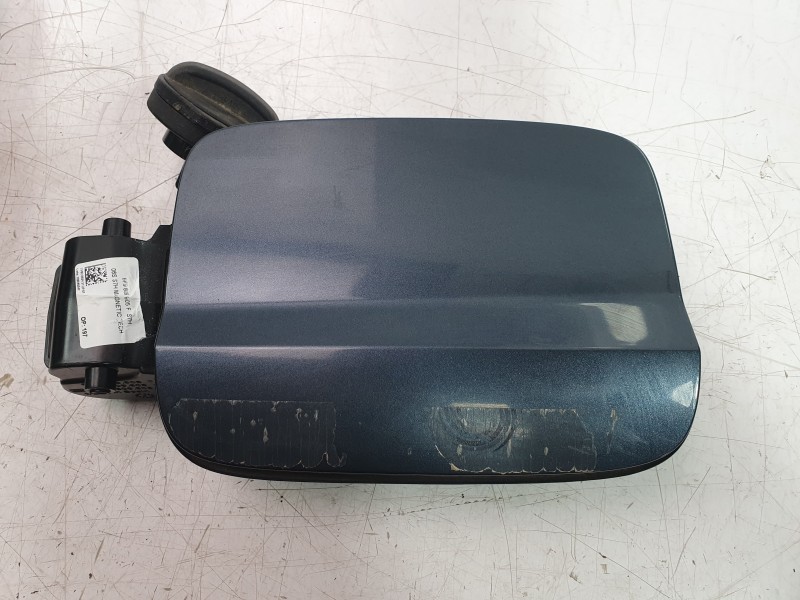 Recambio de tapa exterior combustible para seat arona fr referencia OEM IAM 6F9809905F  
