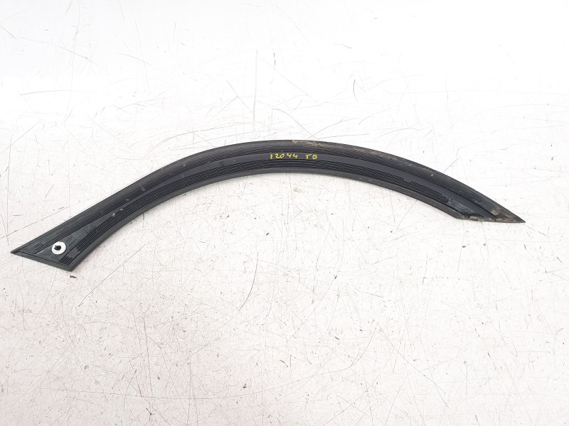 Recambio de aletin trasero derecho para seat arona fr referencia OEM IAM 6F9853818  