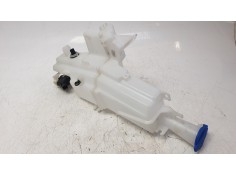 Recambio de deposito limpia para kia sportage drive 4x2 referencia OEM IAM 98610F1900  