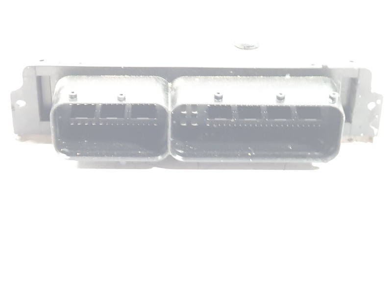 Recambio de centralita motor uce para seat arona fr referencia OEM IAM 04C906026BK 0261S107K0 