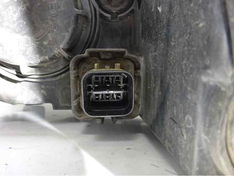 Recambio de faro derecho para ssangyong kyron 2.0 referencia OEM IAM 8310208B14  