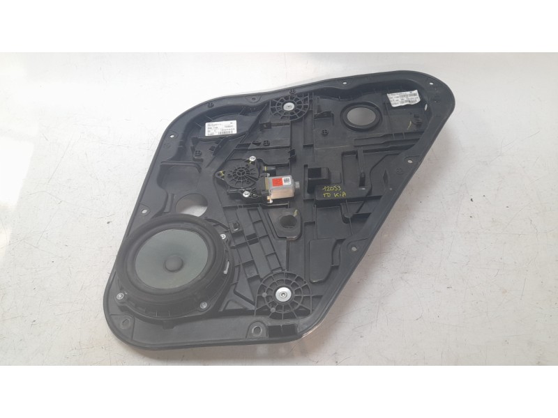 Recambio de elevalunas trasero derecho para kia sportage drive 4x2 referencia OEM IAM 83480F1000  