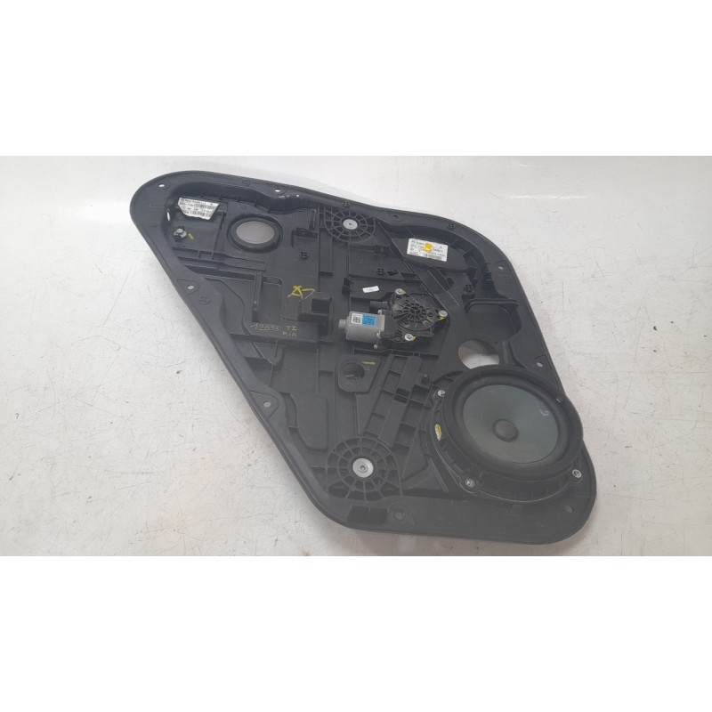 Recambio de elevalunas trasero izquierdo para kia sportage drive 4x2 referencia OEM IAM 83470F1000  
