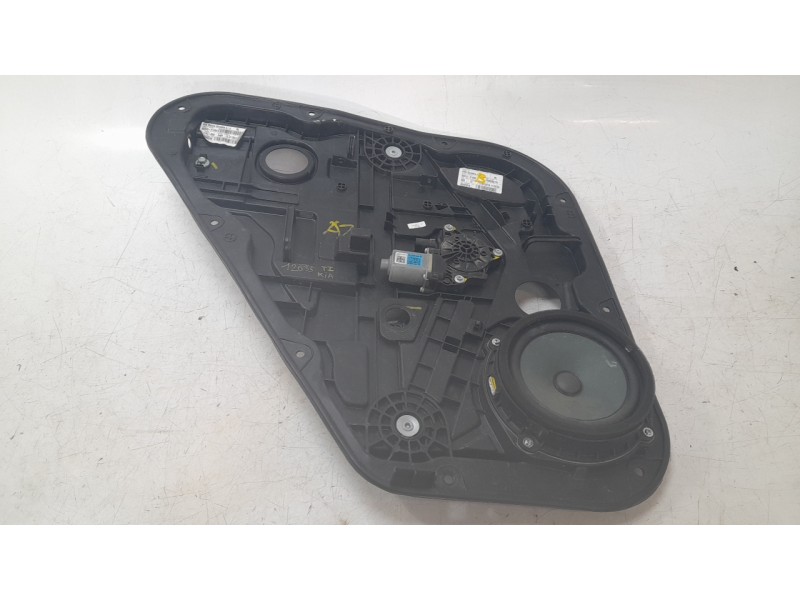 Recambio de elevalunas trasero izquierdo para kia sportage drive 4x2 referencia OEM IAM 83470F1000  