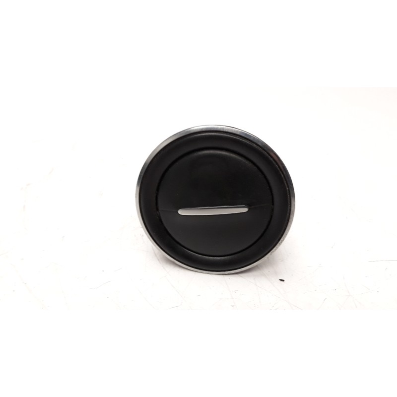 Recambio de rejilla aireadora para dacia dokker 1.5 dci diesel fap cat referencia OEM IAM 687602251R  