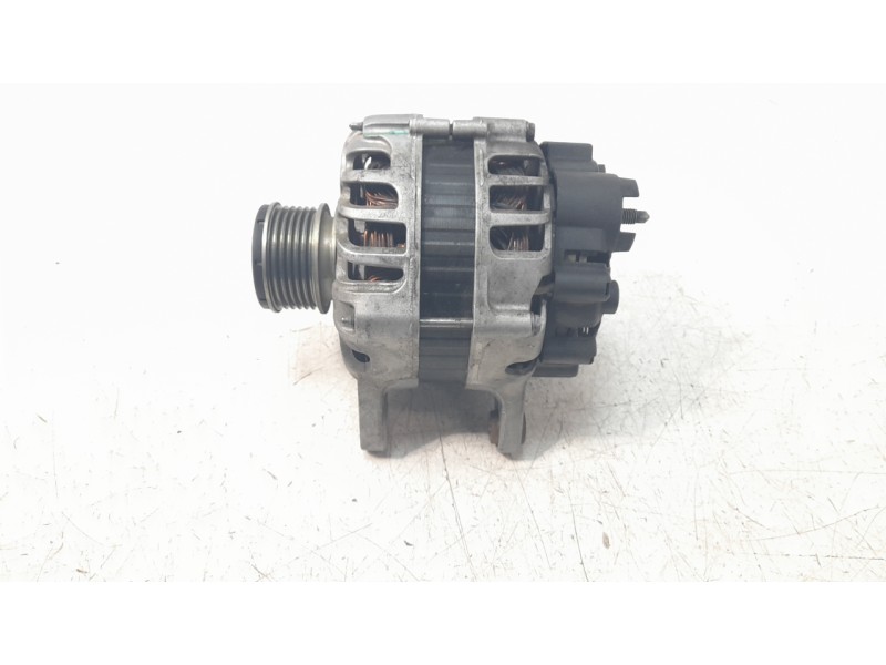 Recambio de alternador para renault captur limited referencia OEM IAM 231008918R ALF340051 A14543