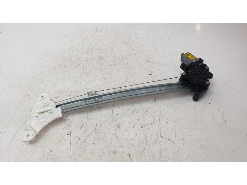 Recambio de elevalunas delantero derecho para hyundai i20 iii (bc3, bi3) 1.0 t-gdi referencia OEM IAM 82402Q0010  