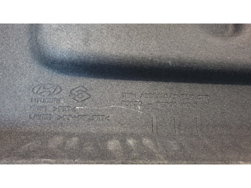 Recambio de bandeja trasera para hyundai kona maxx 2wd referencia OEM IAM 85930B  