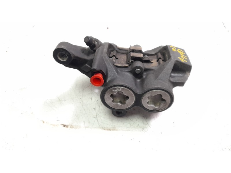 Recambio de pinza de freno delantera izquierda para yamaha xsr 700 referencia OEM IAM 1WS2580T0000  