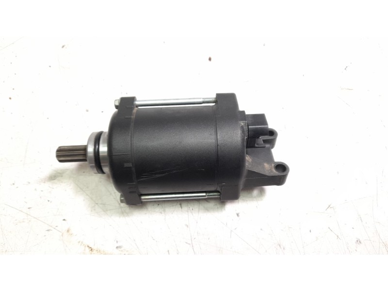 Recambio de motor arranque para yamaha xsr 700 referencia OEM IAM 1WS8189000  