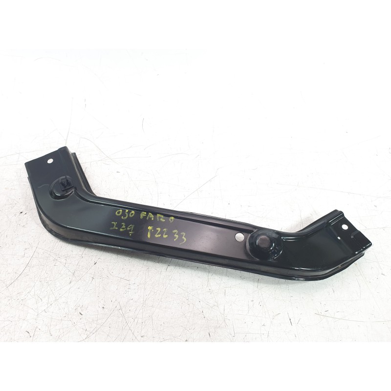 Recambio de soporte faro izquierdo para mg zs suv (azs1) 1.5 vti referencia OEM IAM 10233727  
