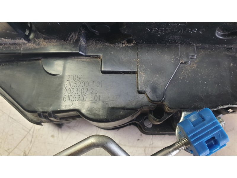 Recambio de cerradura puerta delantera derecha para swm g01 1.5 referencia OEM IAM 6105200  