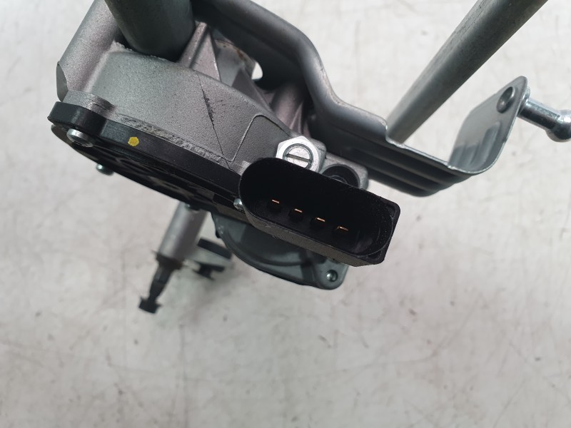 Recambio de motor limpia delantero para seat arona fr referencia OEM IAM 6F1955023Q  