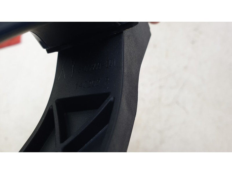 Recambio de maneta exterior delantera derecha para swm g01 1.5 referencia OEM IAM 140202R  