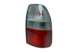 Recambio de piloto trasero derecho para mitsubishi l 200 (k6/7) referencia OEM IAM MR954576 108700156 108700156/MB8174053/165156