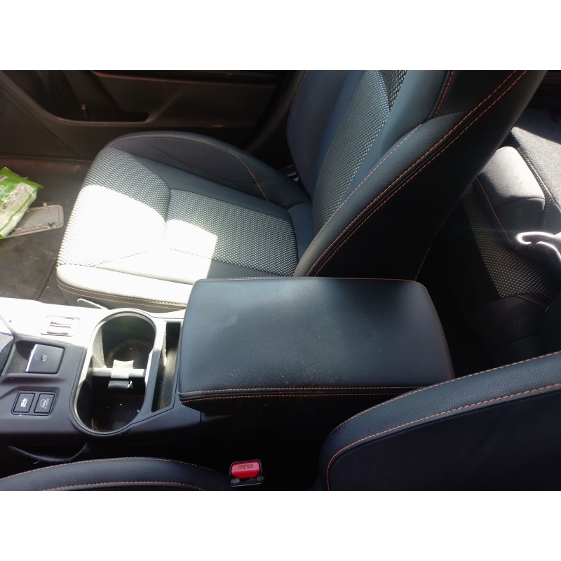 Recambio de apoyabrazos central para subaru xv (gt, g24) 2.0 i awd (gt7) referencia OEM IAM   