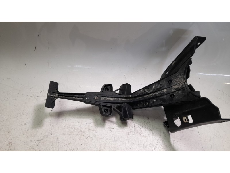 Recambio de portamatriculas para bmw r 1250 r 1250 rs (1r13) referencia OEM IAM 46638533757  