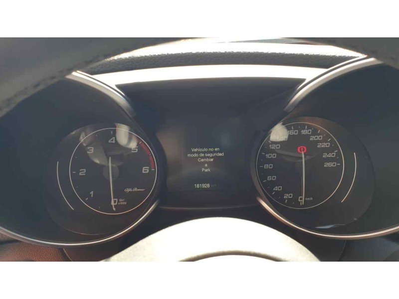 alfa romeo giulia (952) del año 2018
