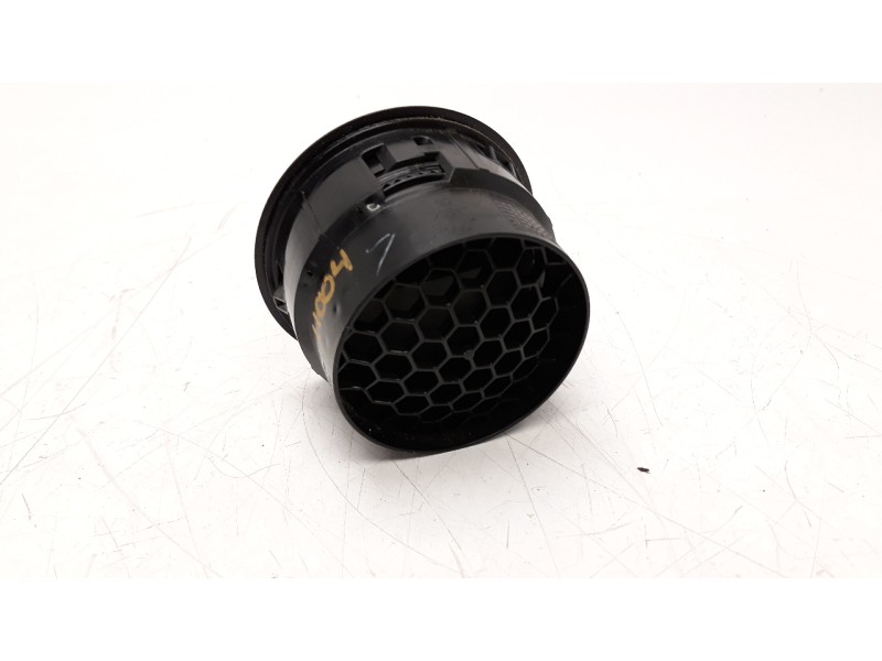 Recambio de rejilla aireadora para dacia dokker 1.5 dci diesel fap cat referencia OEM IAM 687602251R  