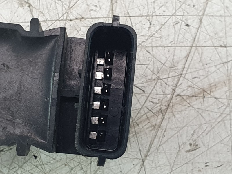 Recambio de sensor aparcamiento delantero para kia stonic (yb) 1.0 t-gdi eco-dynamics+ referencia OEM IAM 99310H8800  